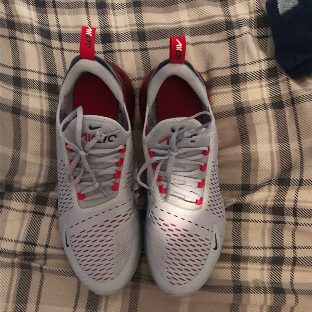 Nike Air Max 270